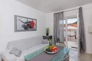 Ferienwohnung - Stuck in the Moment Apartment - One Bedroom Apartment with Terrace and Sea View (A2+1) - Ferienunterkunft in Dubrovnik (3 Personen)