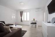 Ferienwohnung - Serious Job Apartment - One Bedroom Apartment with Shared Terrace (veći) - Ferienunterkunft in Dubrovnik (3 Personen)