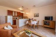Ferienwohnung - Villa Alegria Cavtat - One Bedroom Apartment with Balcony and Sea View (Apartment A) - Ferienunterkunft in Cavtat (4 Personen)
