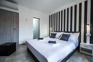 Ferienwohnung - Apartments & Rooms Sunshine Home - Double Room with balcony ( Black ) - Ferienunterkunft in Vela Luka (2 Personen)
