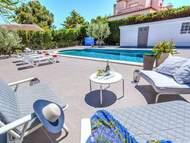Ferienhaus, Exklusive Unterkunft - Ferienhaus, Villa Linda