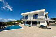 Ferienhaus - Villa V - Ferienunterkunft in Crikvenica (10 Personen)