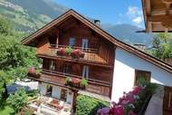 Ferienhaus - Ferienhaus Die Ginin - Ferienunterkunft in Ramsau im Zillertal (10 Personen)