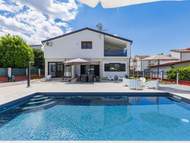 Ferienhaus - Ferienhaus Villa Rubil