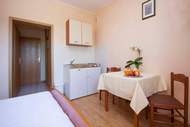Ferienwohnung - Apartments and Rooms Mikelin - Studio Marija 2 - Ferienunterkunft in Primosten (2 Personen)