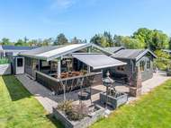 Ferienhaus - Ferienhaus Eljena - 550m from the sea