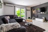 Ferienhaus - Holiday Home Sunny Side - Six Bedroom Holiday Home - Ferienunterkunft in Kastel Stafilic (10 Personen)