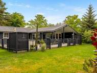 Ferienhaus - Ferienhaus Emelrik - 2km from the sea