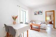 Ferienwohnung - Apartments Azzurro- One Bedroom Apartment with Terrace  ( Azzurro III-gornji) - Ferienunterkunft in Komolac (3 Personen)