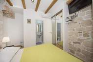 Ferienwohnung - Apartments Stone Elegance (ST) - Double Room (Saskinja) - Ferienunterkunft in Split (2 Personen)