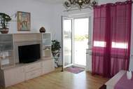 Ferienwohnung - Serene Sea View Krk Apartment with Balcony - Two Bedroom Apartment with Sea View and Balcony - Ferienunterkunft in Krk (4 Personen)