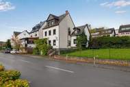 Ferienhaus - Großes Ferienhaus mit Moselblick - Ferienunterkunft in Nehren (10 Personen)