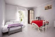 Ferienwohnung - Apartments Zdenka - one bedroom apartment A2 - Ferienunterkunft in Šibenik-Brodarica (4 Personen)