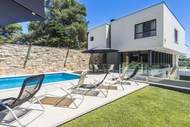 Ferienhaus, Exklusive Unterkunft - Ferienunterkunft in Pula (8 Personen)