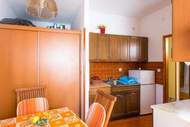 Ferienwohnung - Apartments Neve - Two-Bedroom Apartment with Balcony and Sea View - Ferienunterkunft in Zaton (4 Personen)