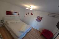 Ferienwohnung - Peaceful Apartments With Style - One Bedroom Apartment - Ferienunterkunft in Trogir (3 Personen)