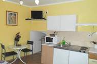 Ferienwohnung - Charming Apartments Kestenovi Dvori - Studio Apartment (A6) - Ferienunterkunft in Opatija (2 Personen)