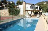 Ferienhaus, Ferienwohnung - Moraira Villa mit Tennisplatz und Pool