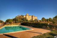 Exklusive Unterkunft, Schloss - Granaio - Ferienunterkunft in Gualdo Cattaneo (4 Personen)
