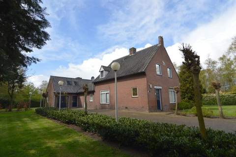 Heidebos - Landhaus in Valkenswaard (14 Personen)