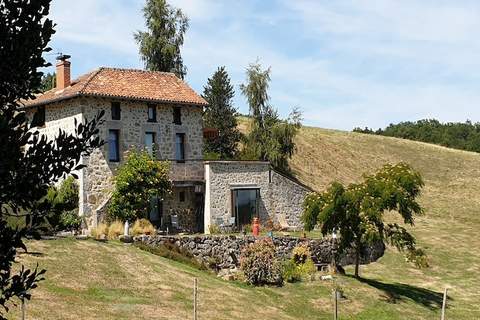 Maison auvergnate avec jacuzzi et sauna - Landhaus in Parlan (4 Personen)