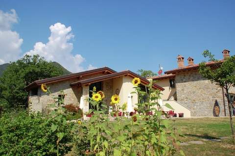 Borgo Belvedere Mono - Ferienhaus in Lizzano in Belvedere (2 Personen)