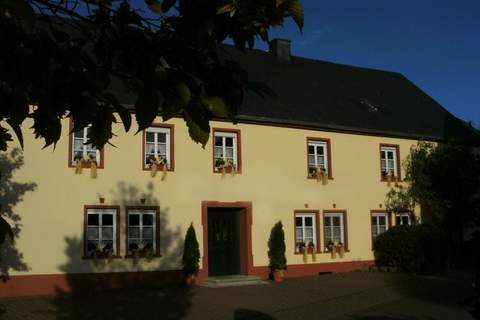 Hubertusstube - Landhaus in Morbach-Riedenburg (5 Personen)