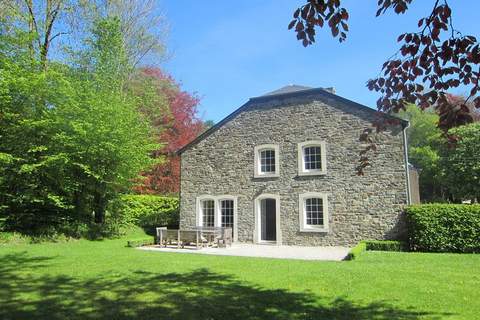 Offagne - Buerliches Haus in Offagne (12 Personen)