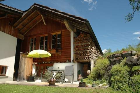 Stöckli - Ferienunterkunft in Kandergrund (2 Personen)