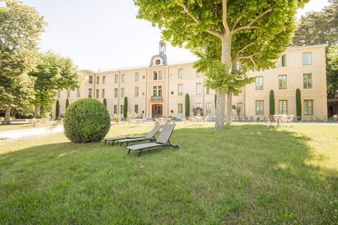 Au château près du Ventoux III - Appartement in Montbrun les Bains (2 Personen)