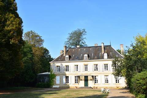 Château des Lambeys - Landhaus in Saint-Aubin-sur-Loire (15 Personen)