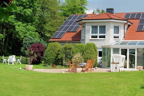 Sterne Ferienwohnung Möller - Ferienunterkunft in Nieheim (2 Personen)