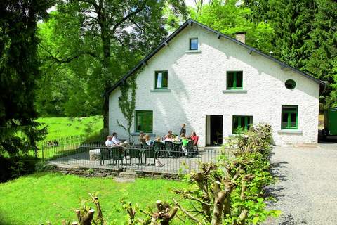 Moulin Nawès - Ferienunterkunft in Herbeumont (24 Personen)