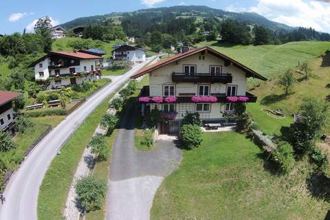 Haus Oma Wetti - Ferienunterkunft in Hopfgarten im Brixental (14 Personen)