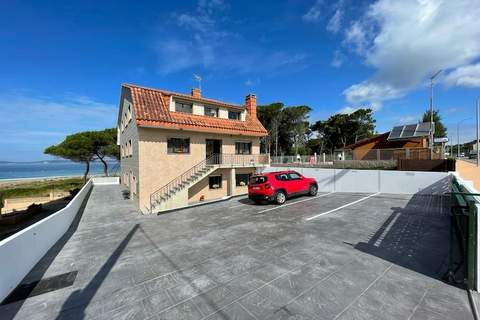 Playa Montalvo - Planta 1 - Appartement in Sanxenxo (8 Personen)