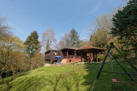 't Zwijnenhofje - Ferienunterkunft in Eichenborn (5 Personen)