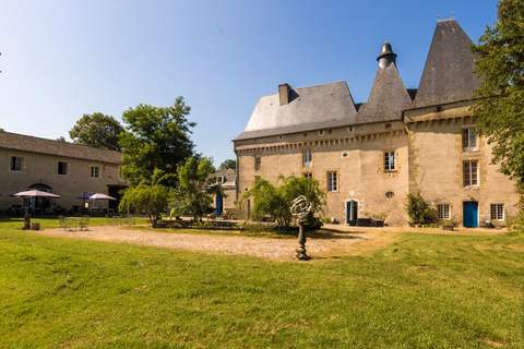 Le Grand Gite du Chateau - Ferienunterkunft in Chalais (13 Personen)