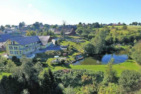 Naturlounge 13 - Ferienunterkunft in Lichtenhain (10 Personen)