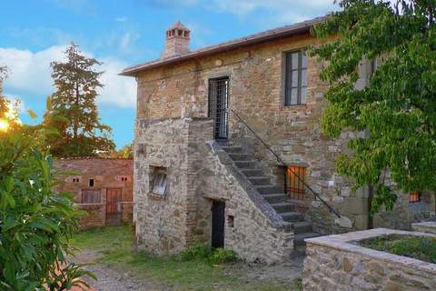 Nespolo Due - Bäuerliches Haus in Magione - Perugia (8 Personen)