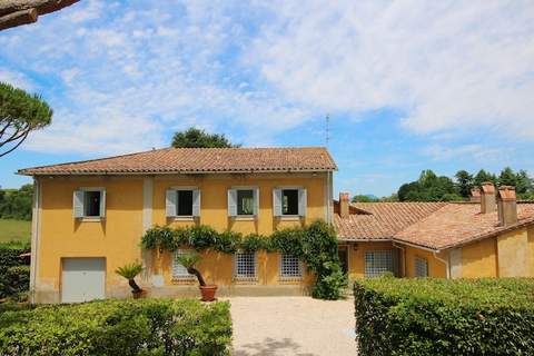 Villa Manziana - Ferienunterkunft in Manziana (8 Personen)