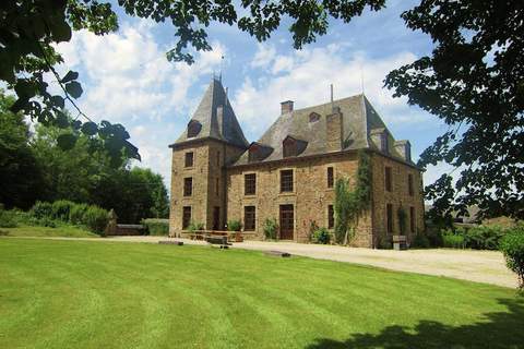 Castel Bodeux - Schloss in Trois Ponts (15 Personen)