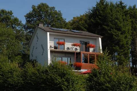 Schubert - Ferienunterkunft in Thirimont (12 Personen)