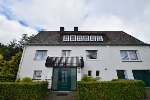 Am Astenberg - Ferienunterkunft in Winterberg-Neuastenberg (10 Personen)