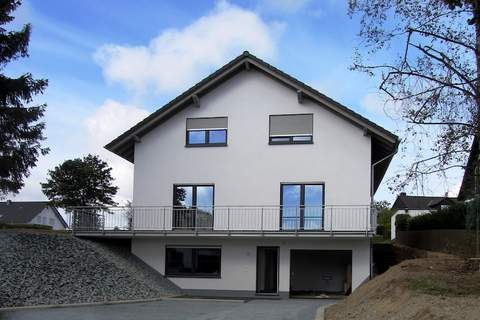 Kstelberg - Villa in Medebach Kstelberg (13 Personen)