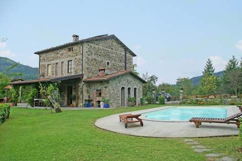 Villa Tortelli - Ferienunterkunft in San Romano di Garfagnana (8 Personen)