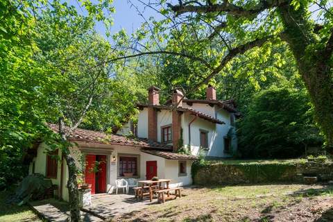 Due Camini - Ferienunterkunft in Migliorini - Pistoia (6 Personen)