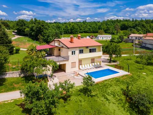 Ferienhaus Larisa
