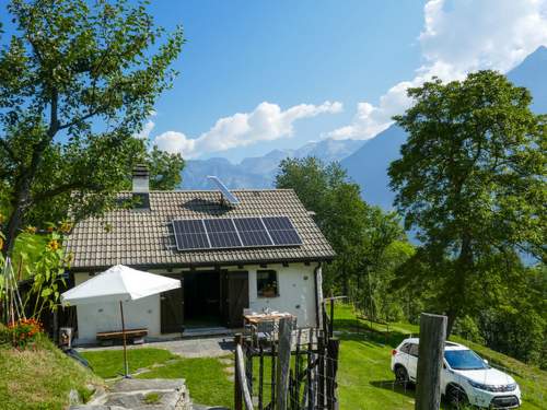 Ferienhaus Rustico Girasole  in 
Leontica (Schweiz)