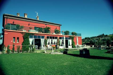 Sandro - Ferienunterkunft in Passano di Coriano (4 Personen)