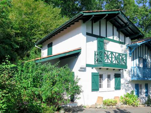 Ferienhaus Collines Iduki